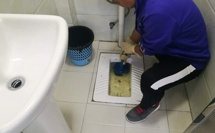 杨林尾镇疏通蹲坑