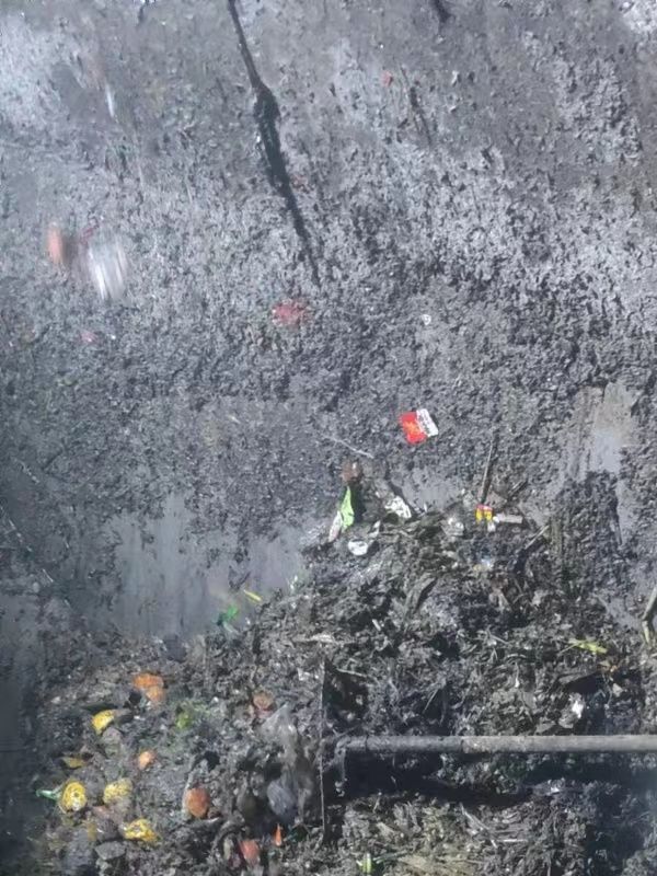杨林尾镇污水池清理